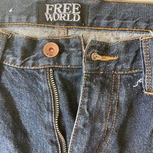 Free world jeans